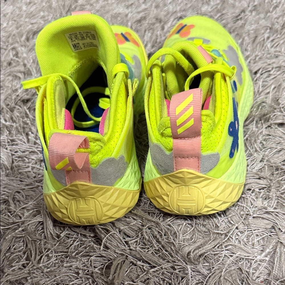 Adidas James Harden Solar Yellow Youth unisex size 4 basketball Sneakers - Picture 3 of 7